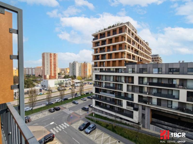 Pohľad s balkóna .jpg